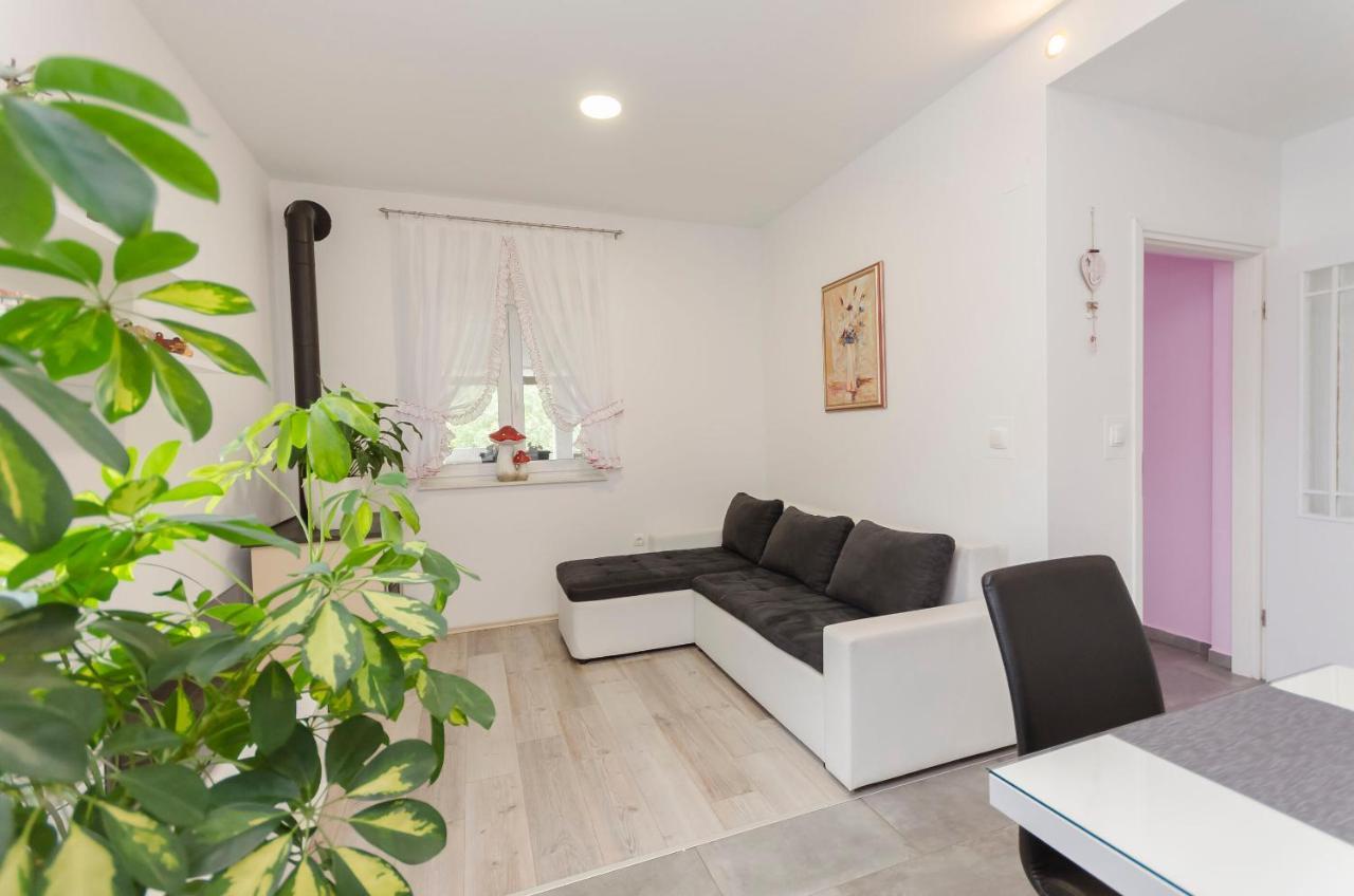 Apartment Luka Rupe Eksteriør billede