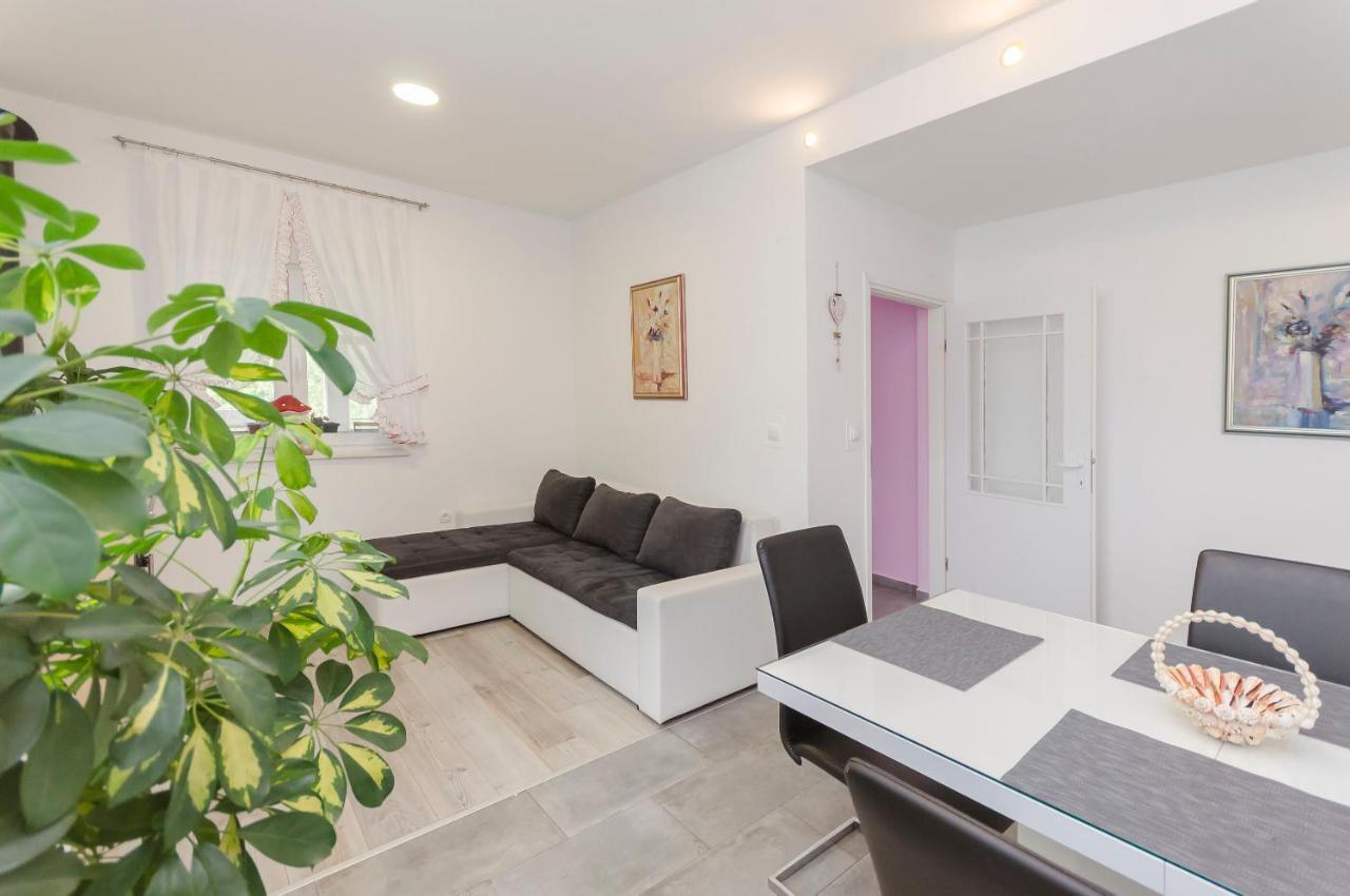 Apartment Luka Rupe Eksteriør billede