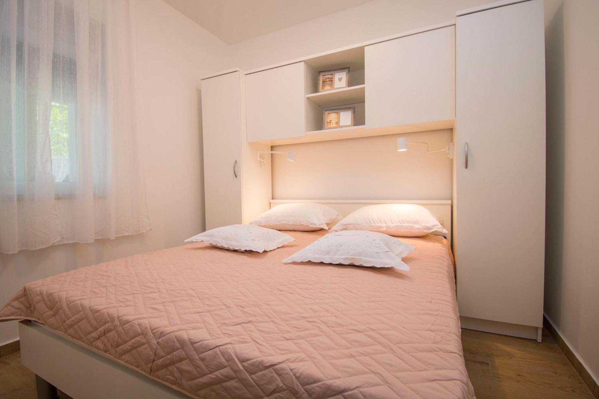 Apartment Luka Rupe Eksteriør billede