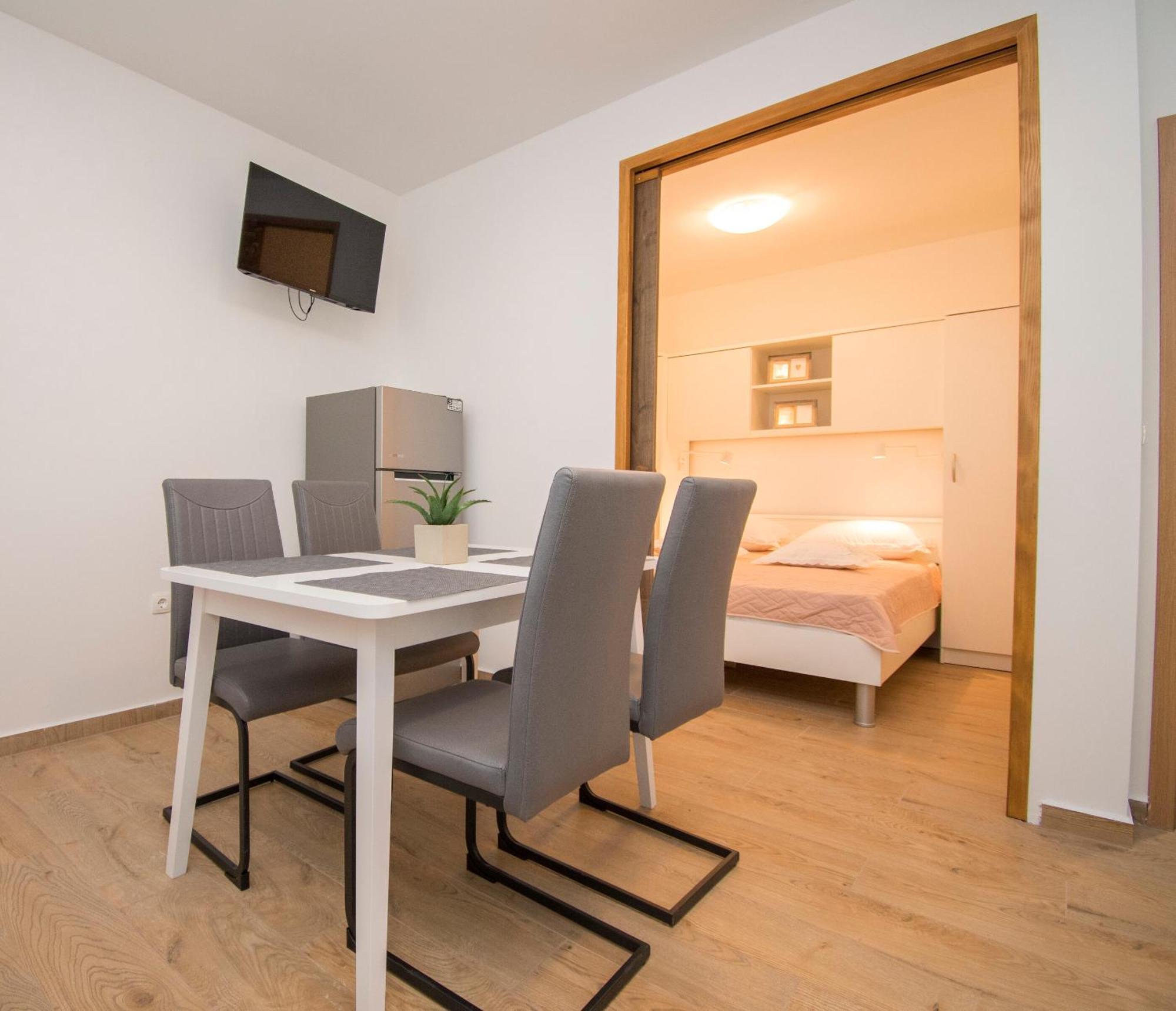 Apartment Luka Rupe Eksteriør billede